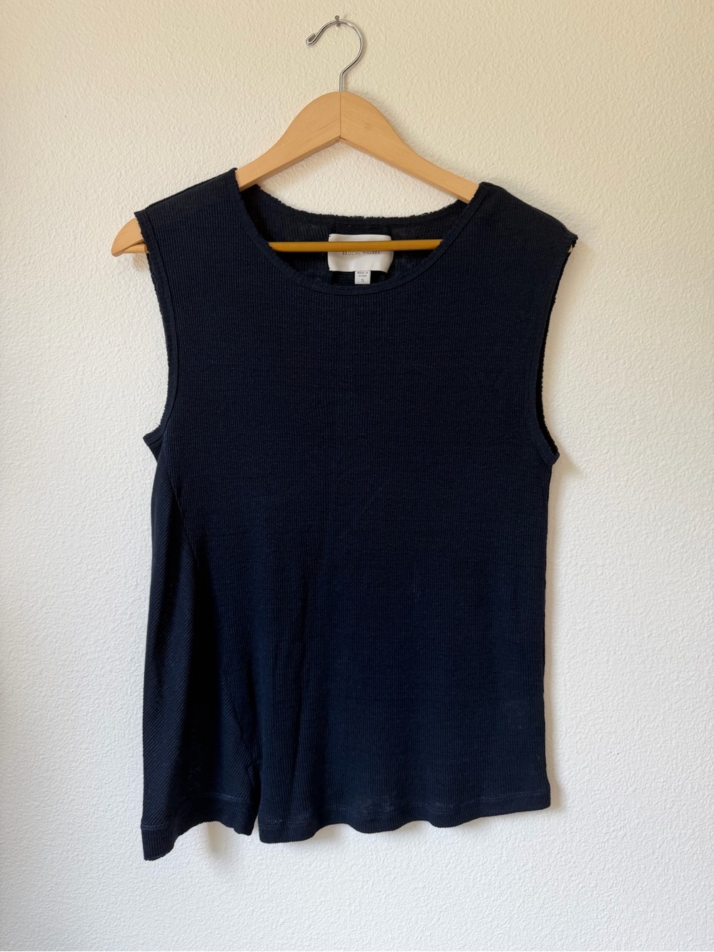 Brochu Walker Navy 100% Linen Sleeveless Knit Tank